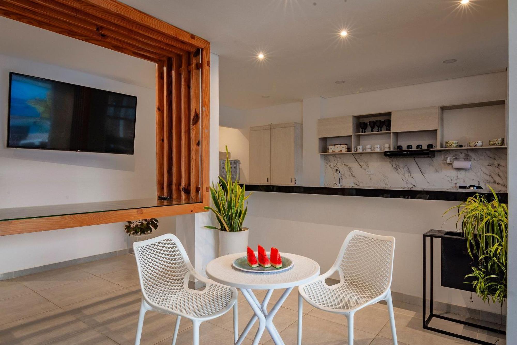 Amazing Beach House 13Br W/Pool & Staff Cartagena Екстериор снимка