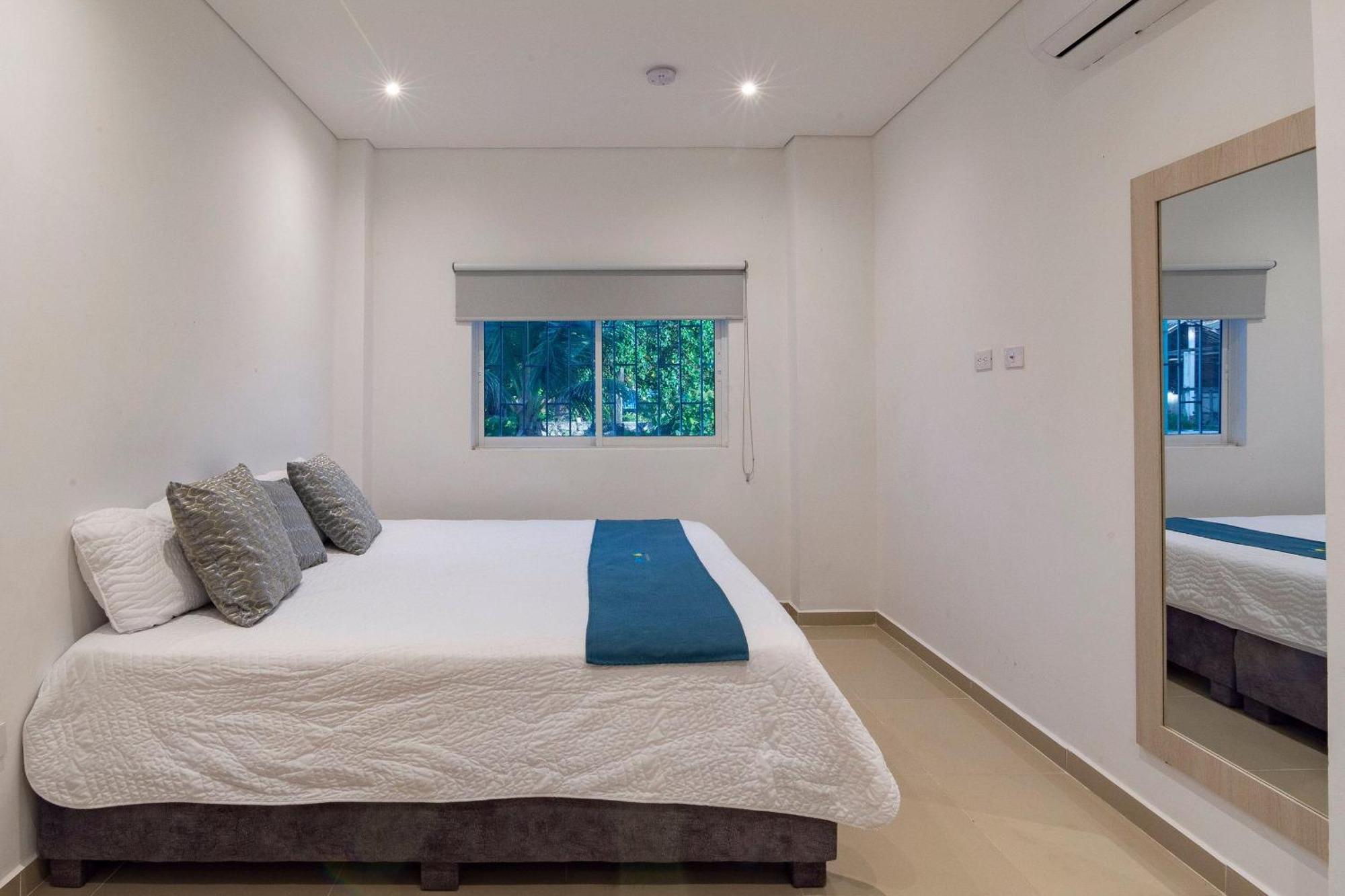 Amazing Beach House 13Br W/Pool & Staff Cartagena Екстериор снимка