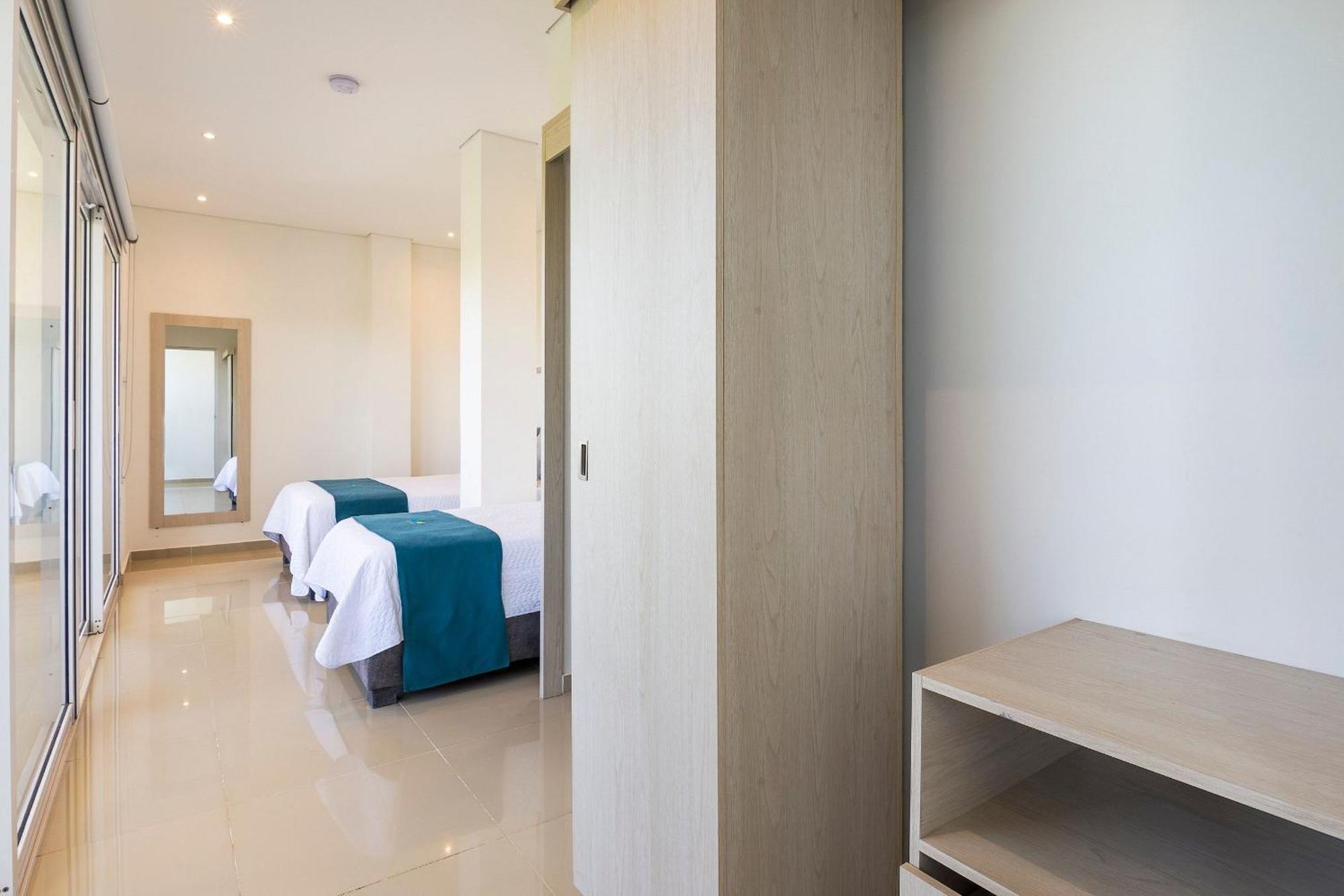 Amazing Beach House 13Br W/Pool & Staff Cartagena Екстериор снимка